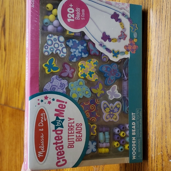 Melissa & Doug Other - Melissa & Doug Wooden Bead Kit